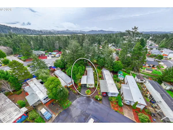 $69,997 | 3760 Highway 101, Unit 16, Florence, OR 97439