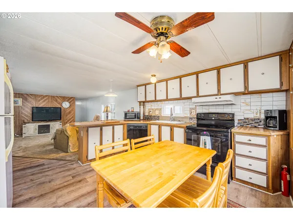 $69,997 | 3760 Highway 101, Unit 16, Florence, OR 97439