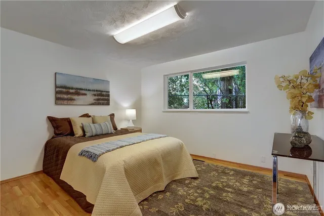 $4,300 | 3215 Northeast 103rd Street, Seattle, WA 98125