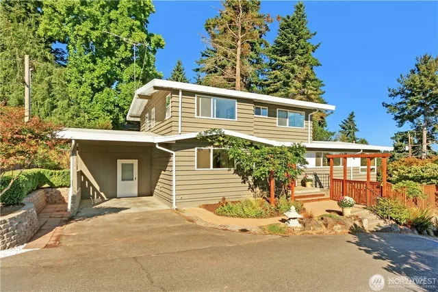 $4,300 | 3215 Northeast 103rd Street, Seattle, WA 98125