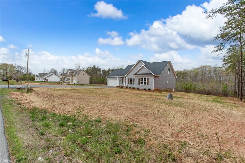 692 Dan Valley Road Madison, NC 27025 - Photo 2 of 30 Gallery Image 2
