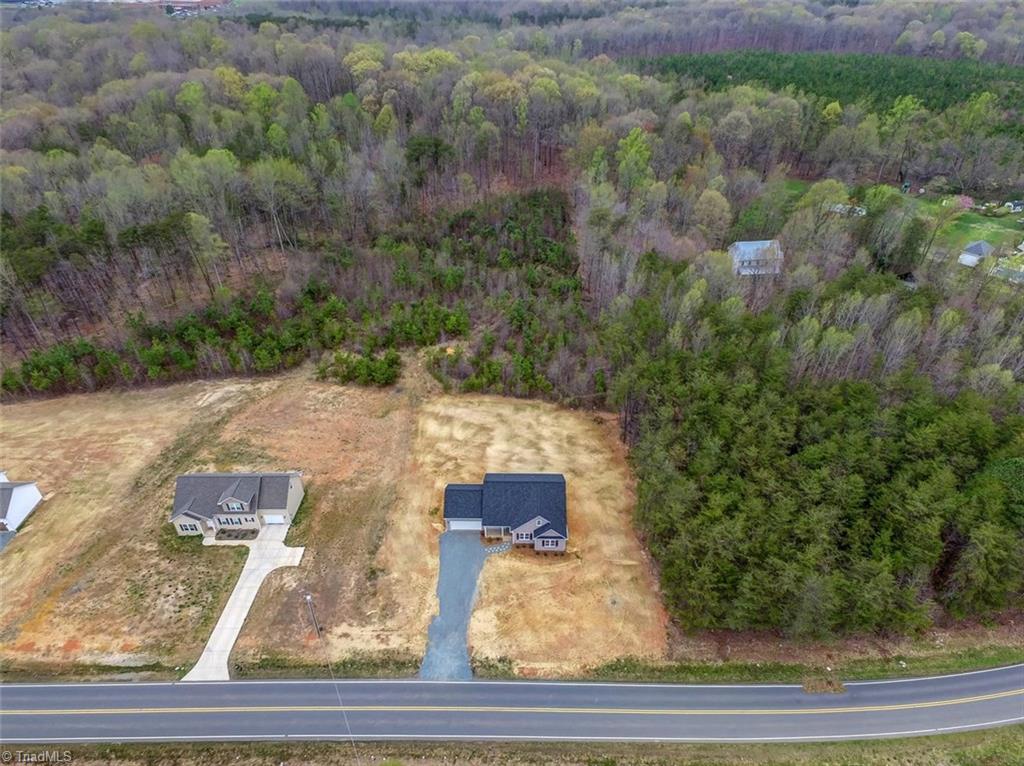 692 Dan Valley Road Madison, NC 27025 - Photo 3 of 30 Gallery Image 3
