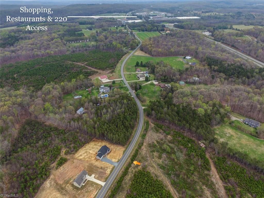 692 Dan Valley Road Madison, NC 27025 - Photo 5 of 30 Gallery Image 5