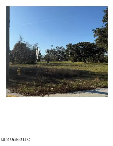 $155,000 | 119 1st Street, Biloxi, MS 39530