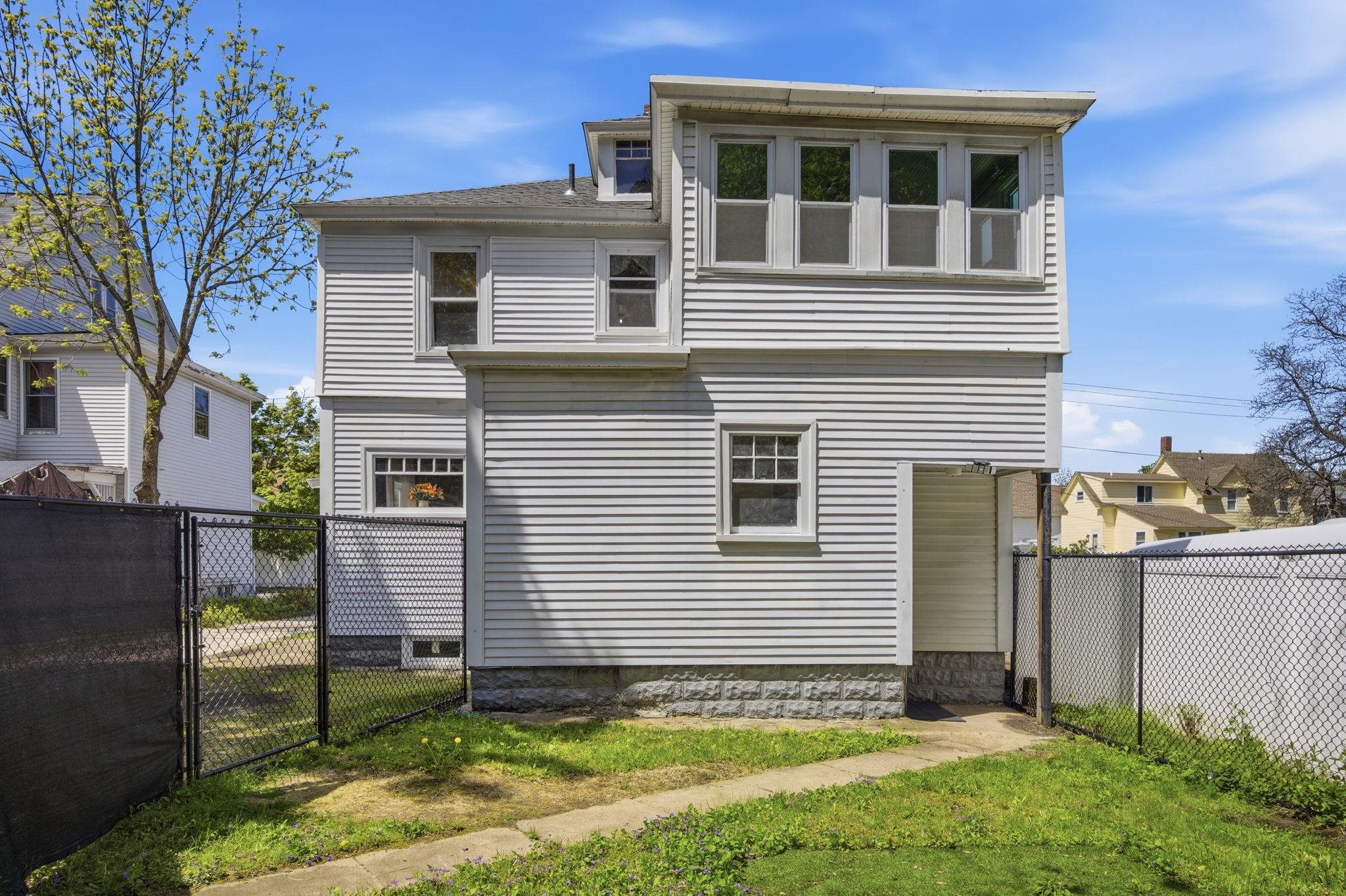 18 Fifield Street Nashua, NH 03060 - Photo 35 of 36