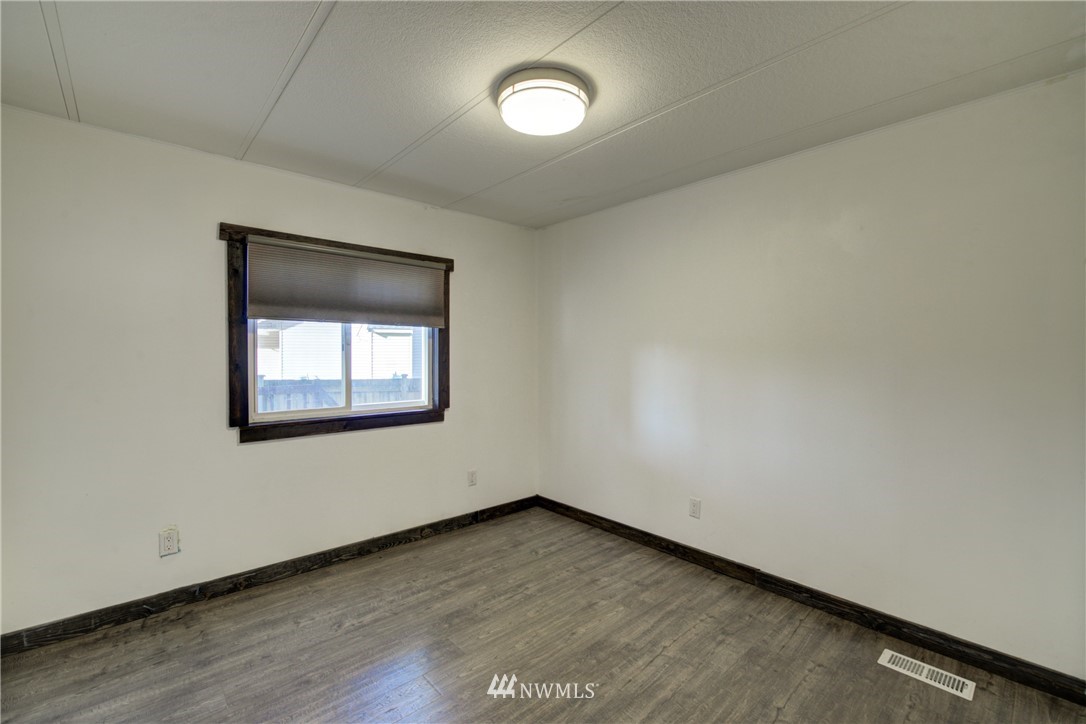 433 Logan Road Lynnwood, WA 98036 - Photo 20 of 37 Gallery Image 20