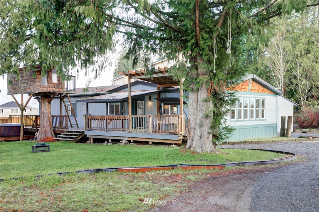 433 Logan Road Lynnwood, WA 98036 - Photo 3 of 37 Gallery Image 3
