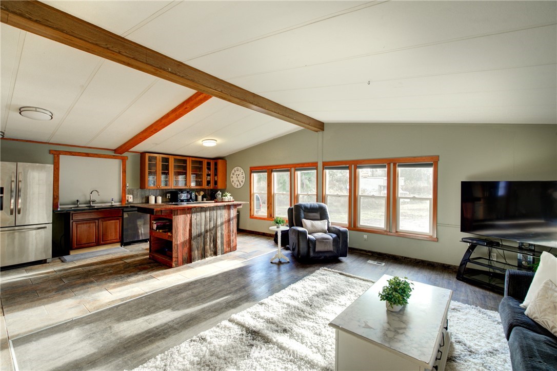 433 Logan Road Lynnwood, WA 98036 - Photo 7 of 37 Gallery Image 7