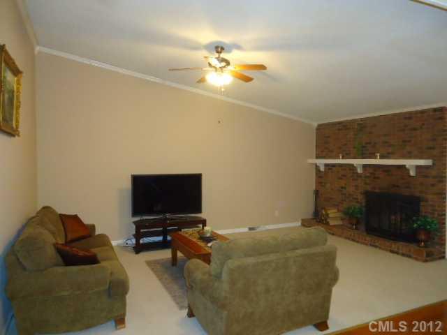 3267 Kingsfield Road Rock Hill, SC 29732 - Photo 3 of 12 Gallery Image 3