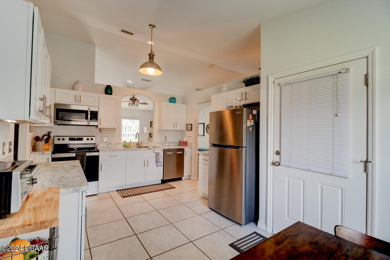 1400 Edgewater Road Daytona Beach, FL 32114 - Photo 6 of 27 6