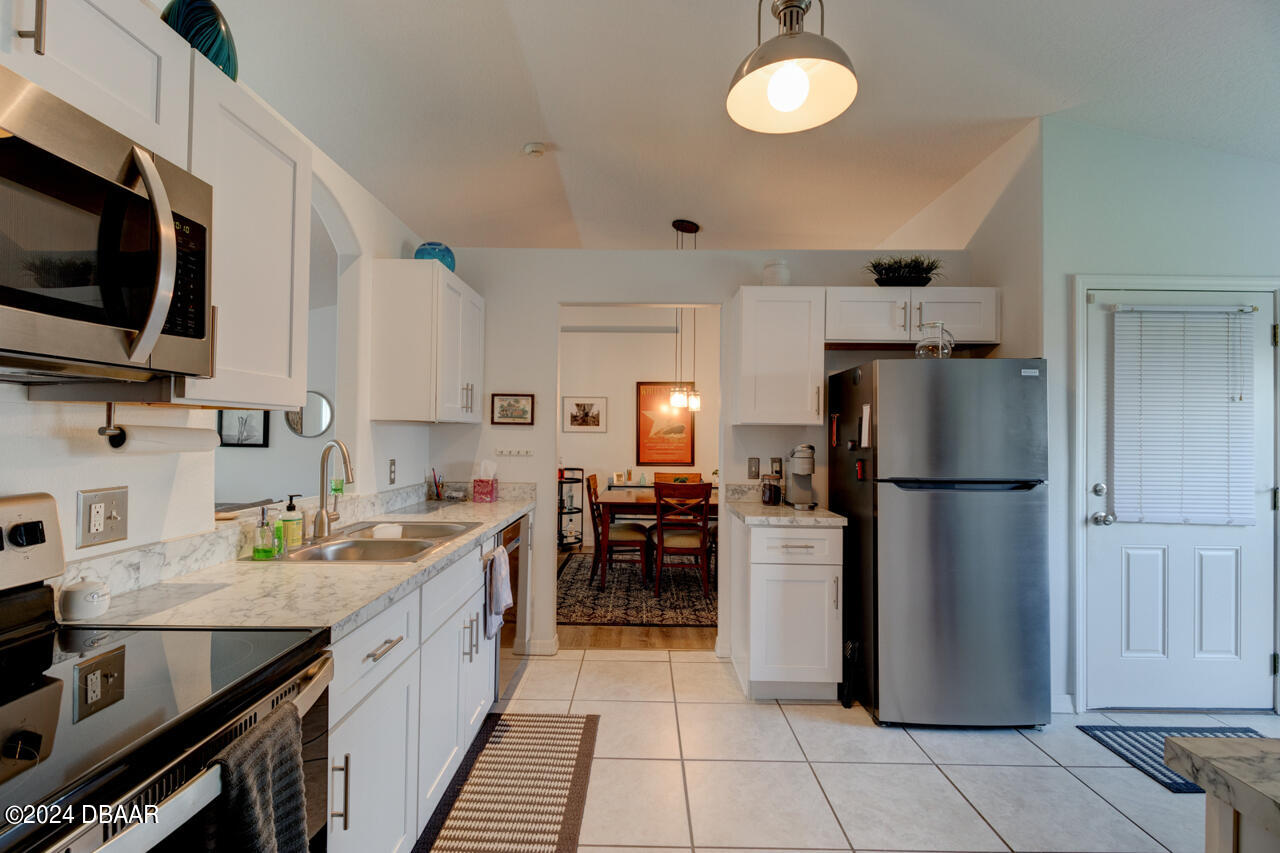 1400 Edgewater Road Daytona Beach, FL 32114 - Photo 8 of 27 8