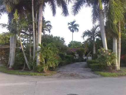 $630,000 | 5300 Southwest 103rd Place, Miami, FL 33165