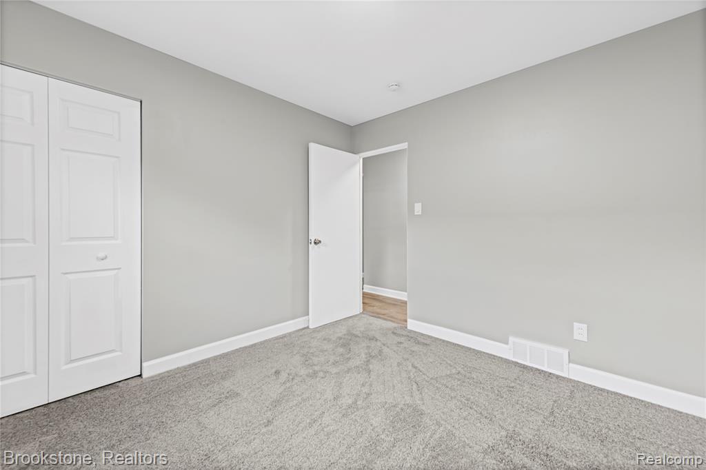 9025 Appleton Redford, MI 48239 - Photo 10 of 20 Gallery Image 10