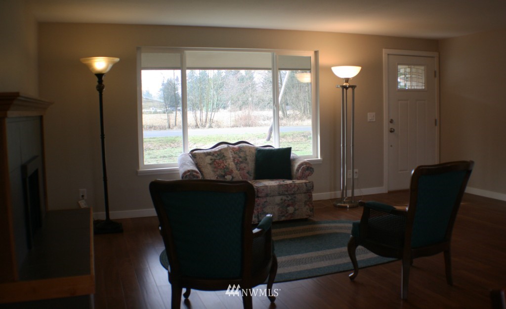 4878 Lincoln Road Blaine, WA 98230 - Photo 2 of 14 Gallery Image 2