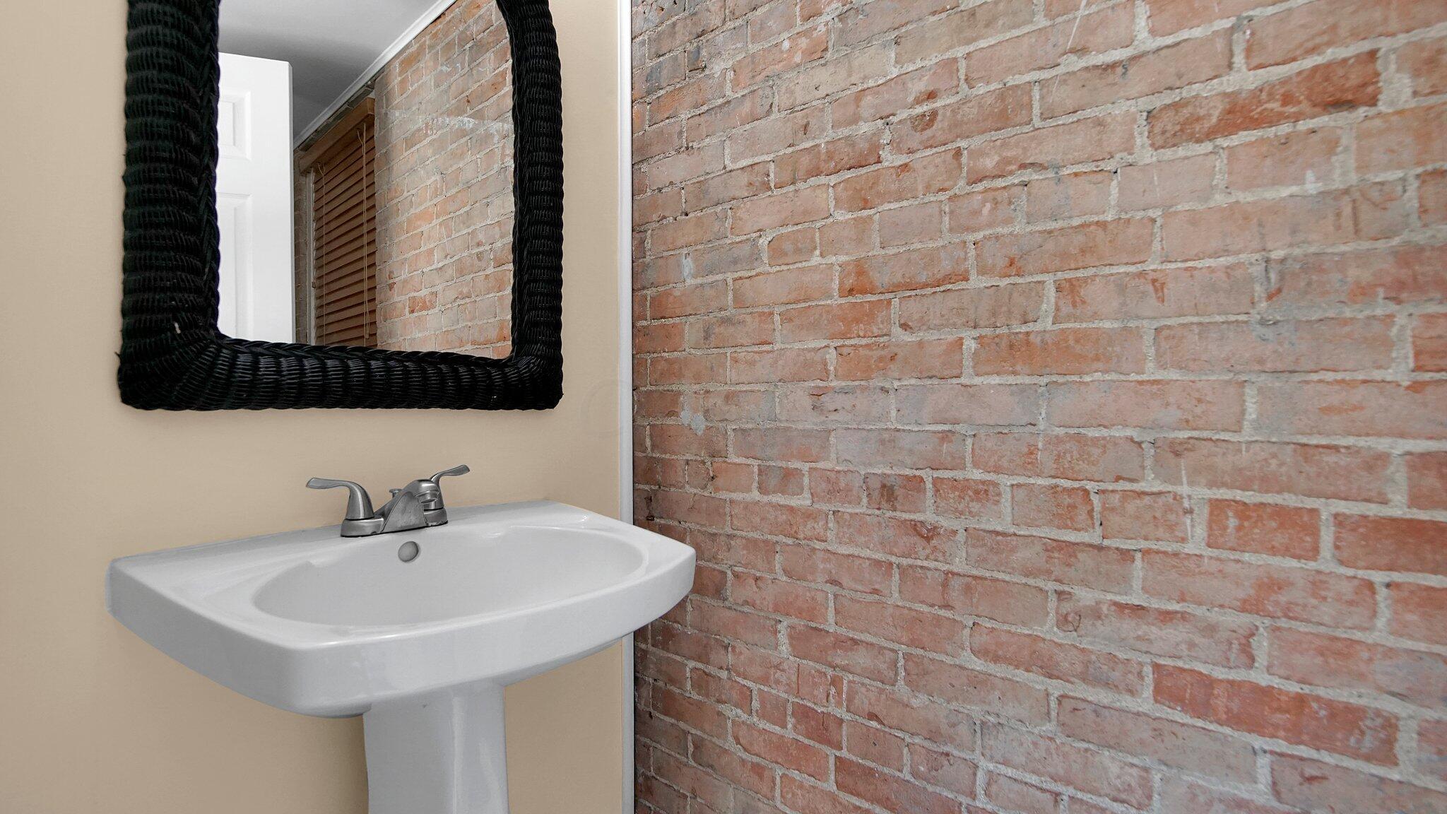 8069 Flint Road Columbus, OH 43235 - Photo 42 of 75 Half Bath
