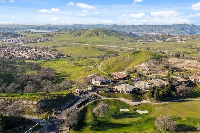 $1,150,000 | 22221 Masters Drive, Friant, CA 93626