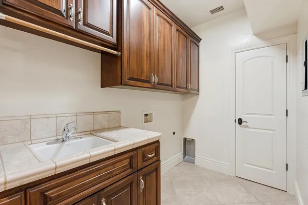 $1,049,000 | 22221 Masters Drive, Friant, CA 93626