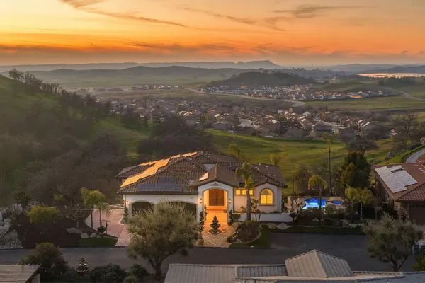 $1,049,000 | 22221 Masters Drive, Friant, CA 93626