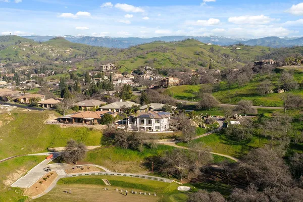 $1,049,000 | 22221 Masters Drive, Friant, CA 93626
