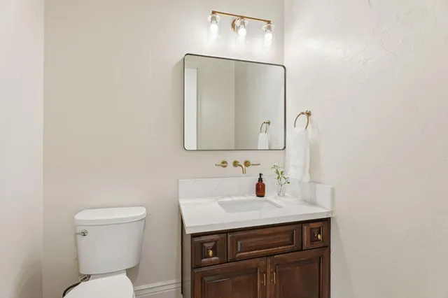 $1,150,000 | 22221 Masters Drive, Friant, CA 93626