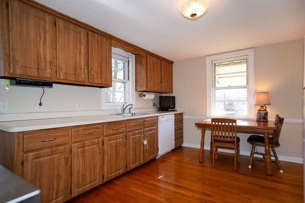 7 Lakeshore Road Natick, MA 01760 - Photo 6 of 21 Gallery Image 6