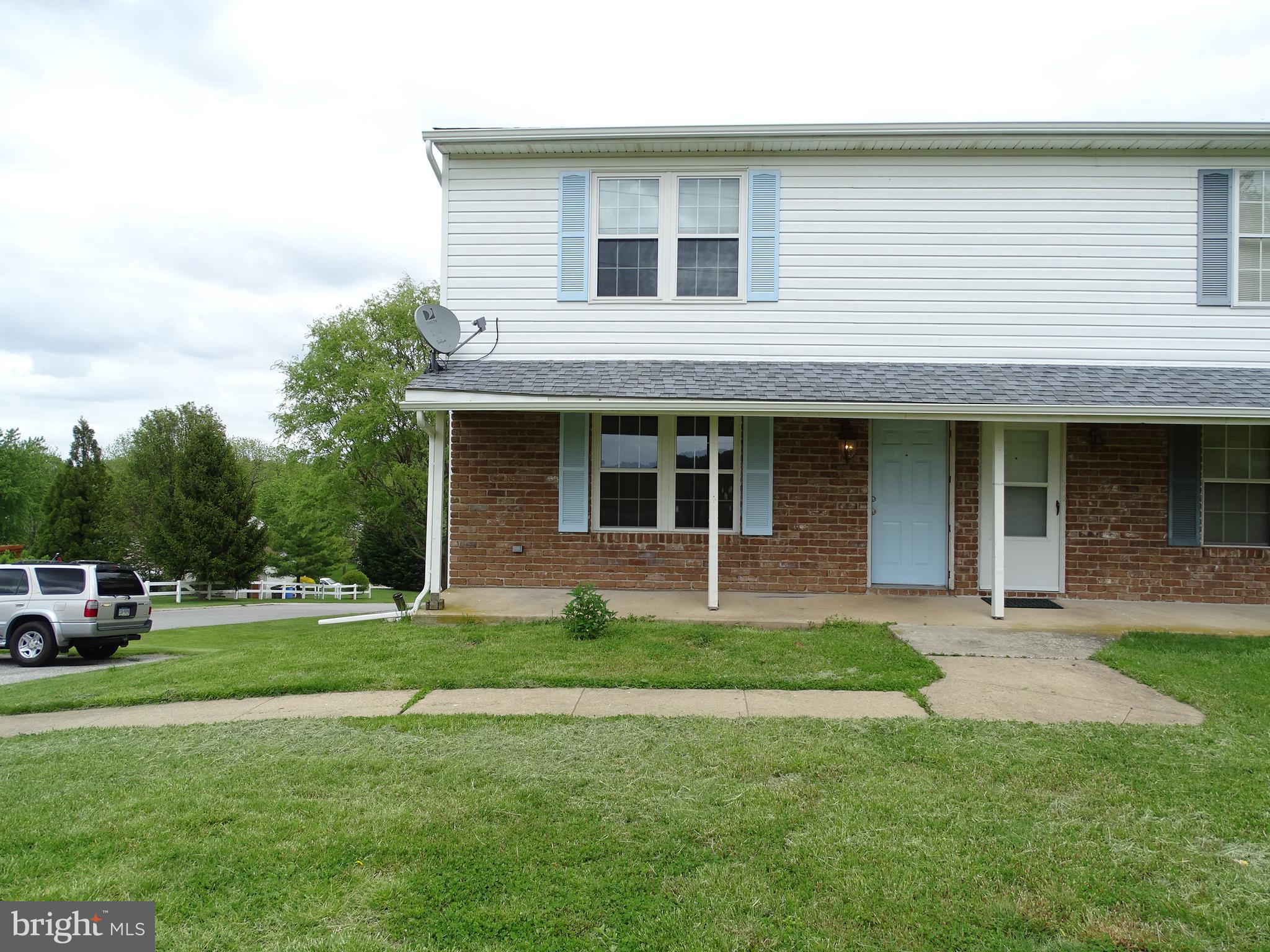 1923 Powder Mill Road York, PA 17402 - Photo 2 of 30