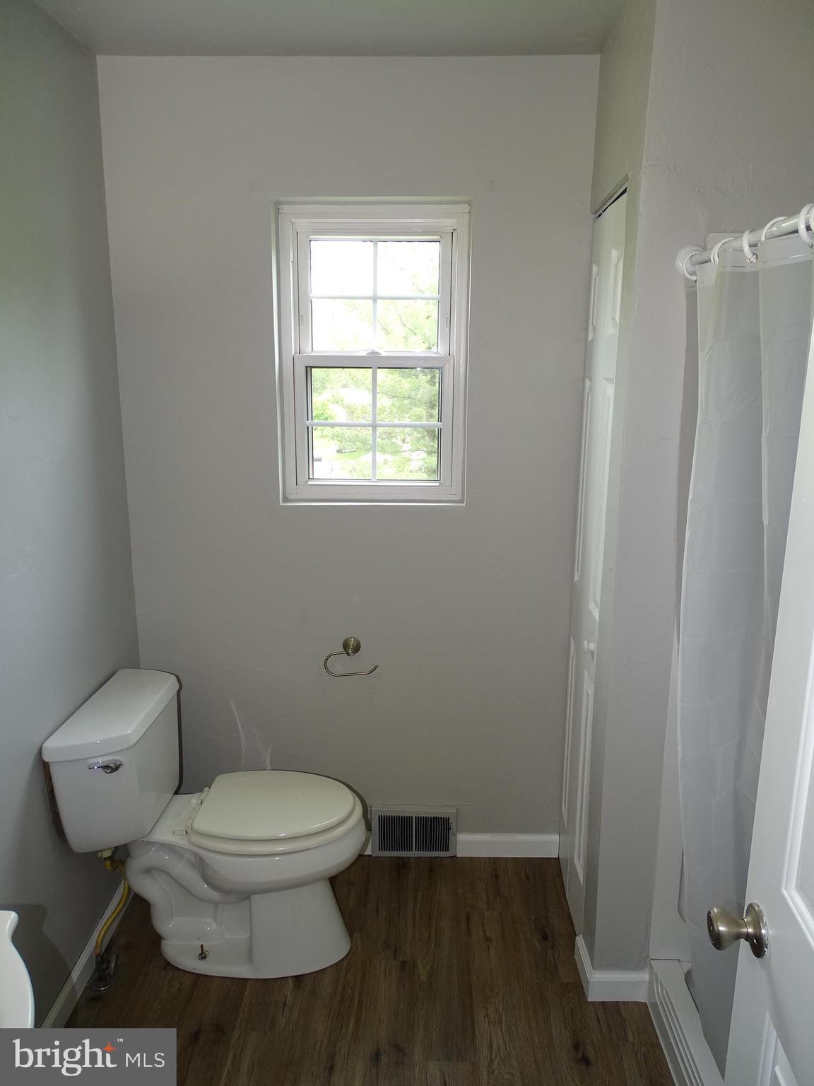 1923 Powder Mill Road York, PA 17402 - Photo 20 of 30