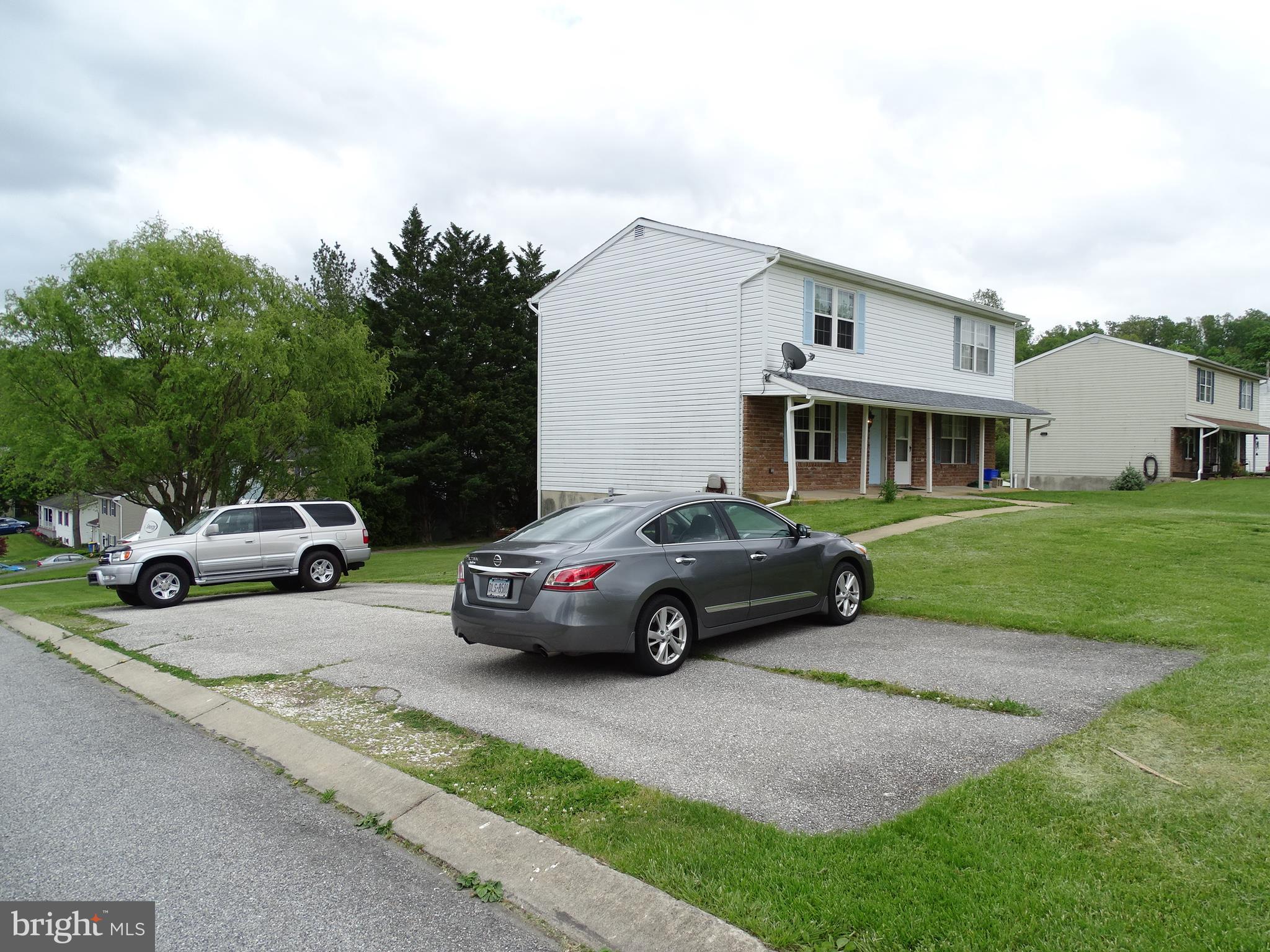1923 Powder Mill Road York, PA 17402 - Photo 3 of 30