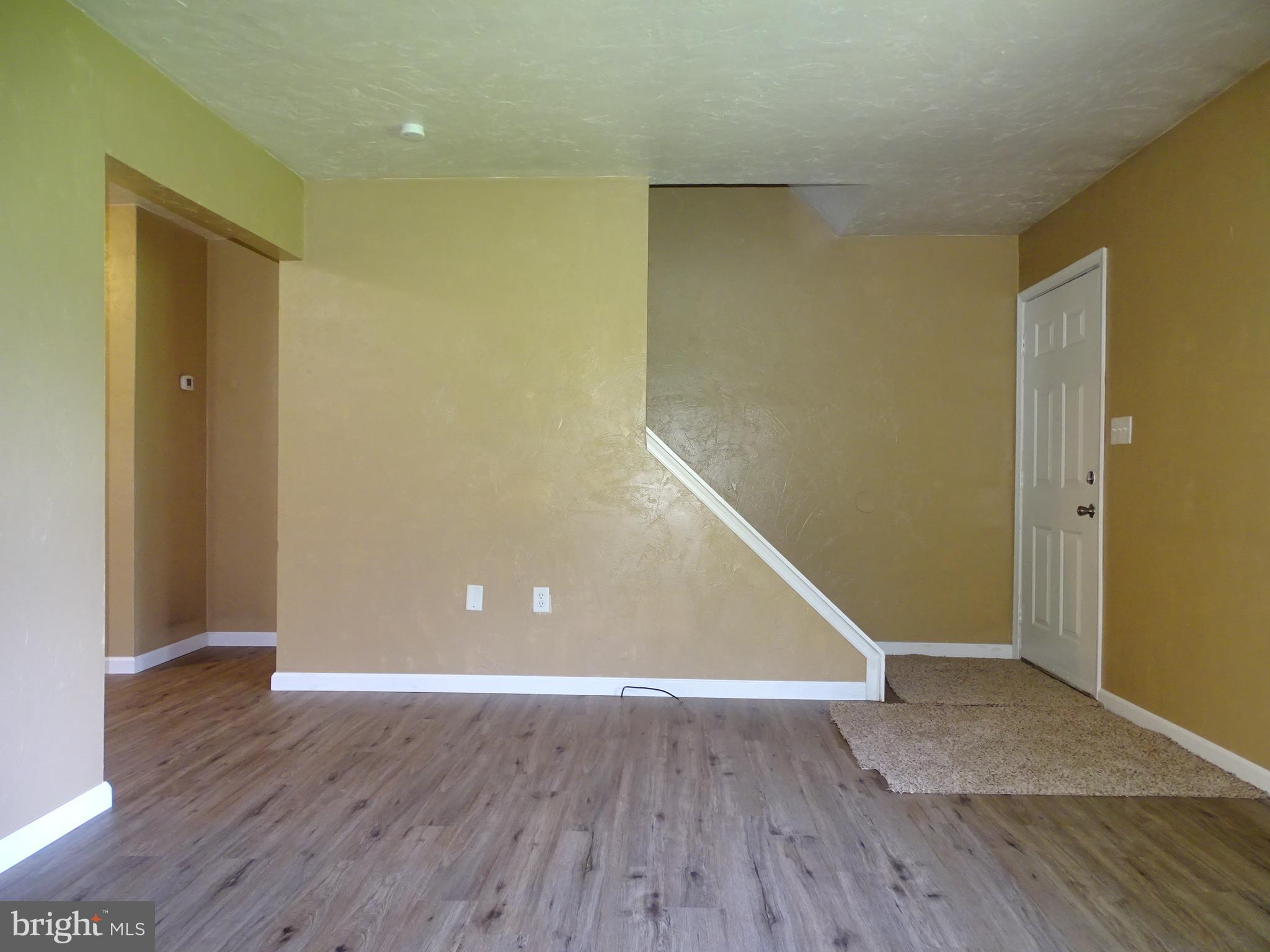 1923 Powder Mill Road York, PA 17402 - Photo 8 of 30