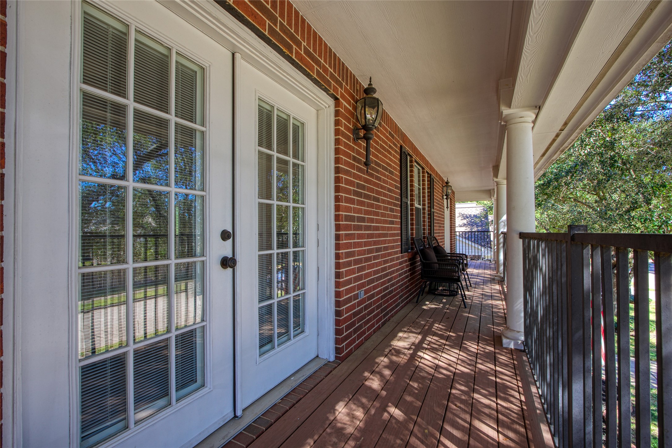9114 Kirkstone Drive Spring, TX 77379 - Photo 3 of 31 a view of a house with a large window