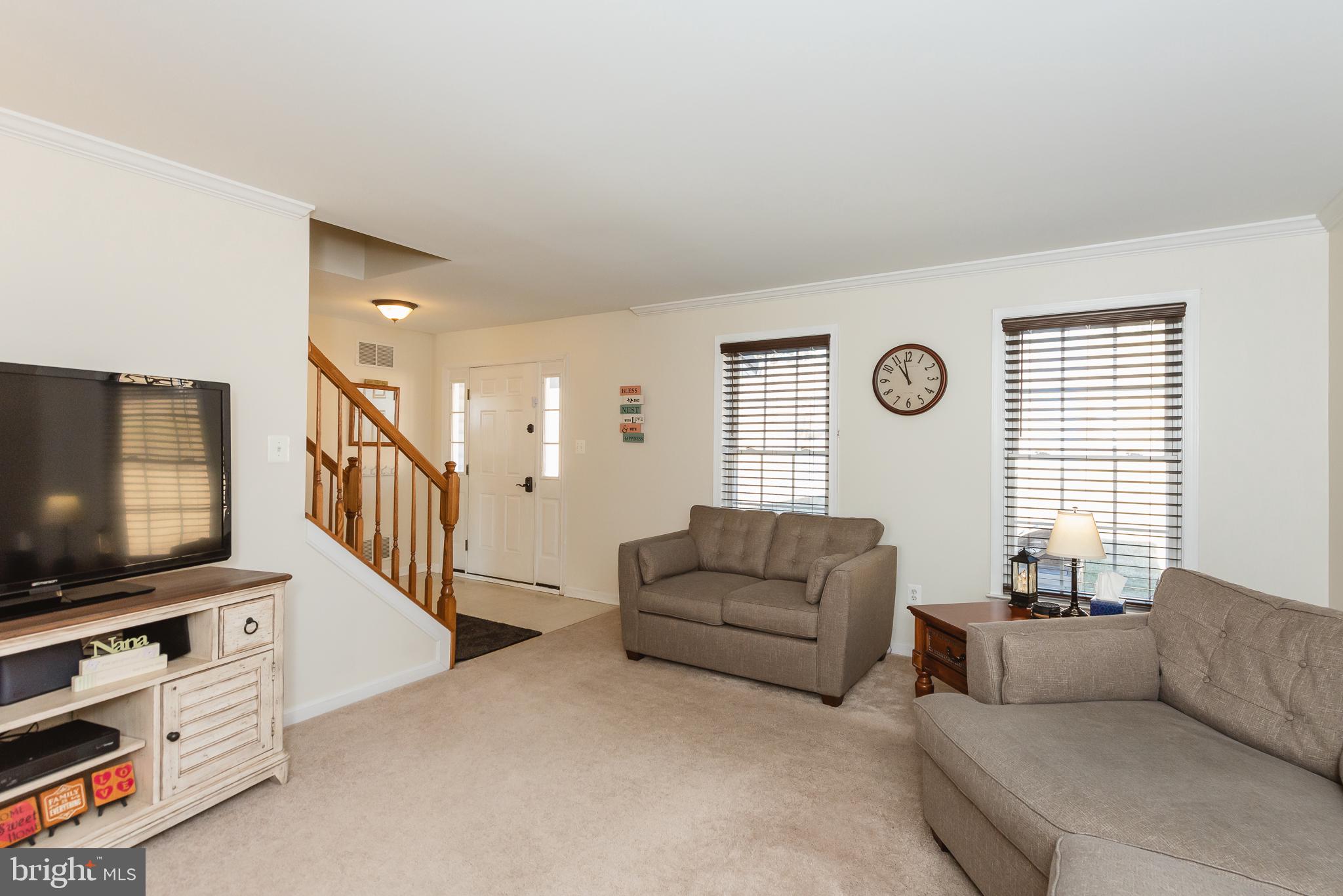 2327 Jerrys Road Street, MD 21154 - Photo 9 of 58 Living Room