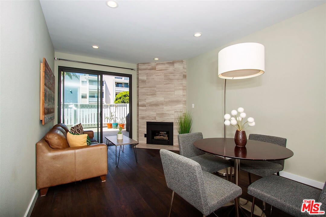 8160 Manitoba Street, Unit 119 Playa del Rey, CA 90293 - Photo 5 of 11