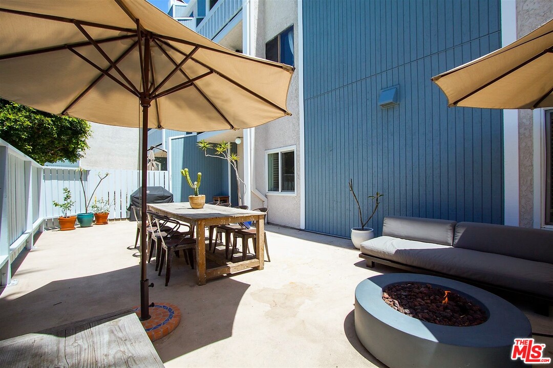 8160 Manitoba Street, Unit 119 Playa del Rey, CA 90293 - Photo 9 of 11