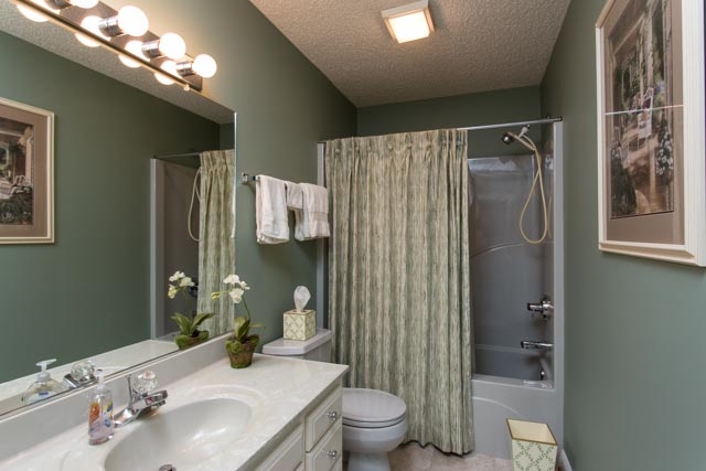 3213 Arrowhead Road Harrisonburg, VA 22801 - Photo 19 of 41 Full bathroom with single vanity on the main level of the home.