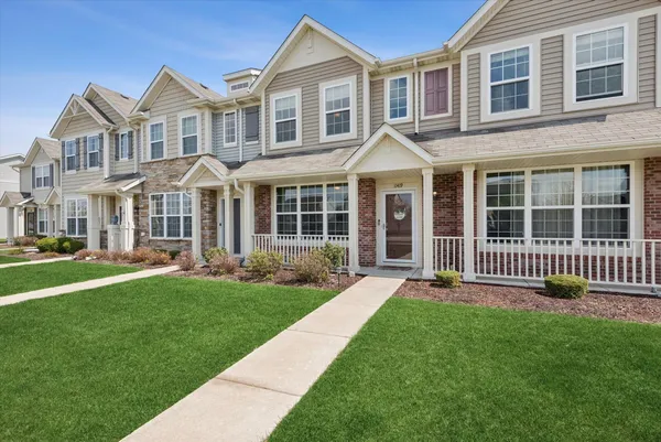 $279,900 | 11419 Rhode Island Street, Crown Point, IN 46307