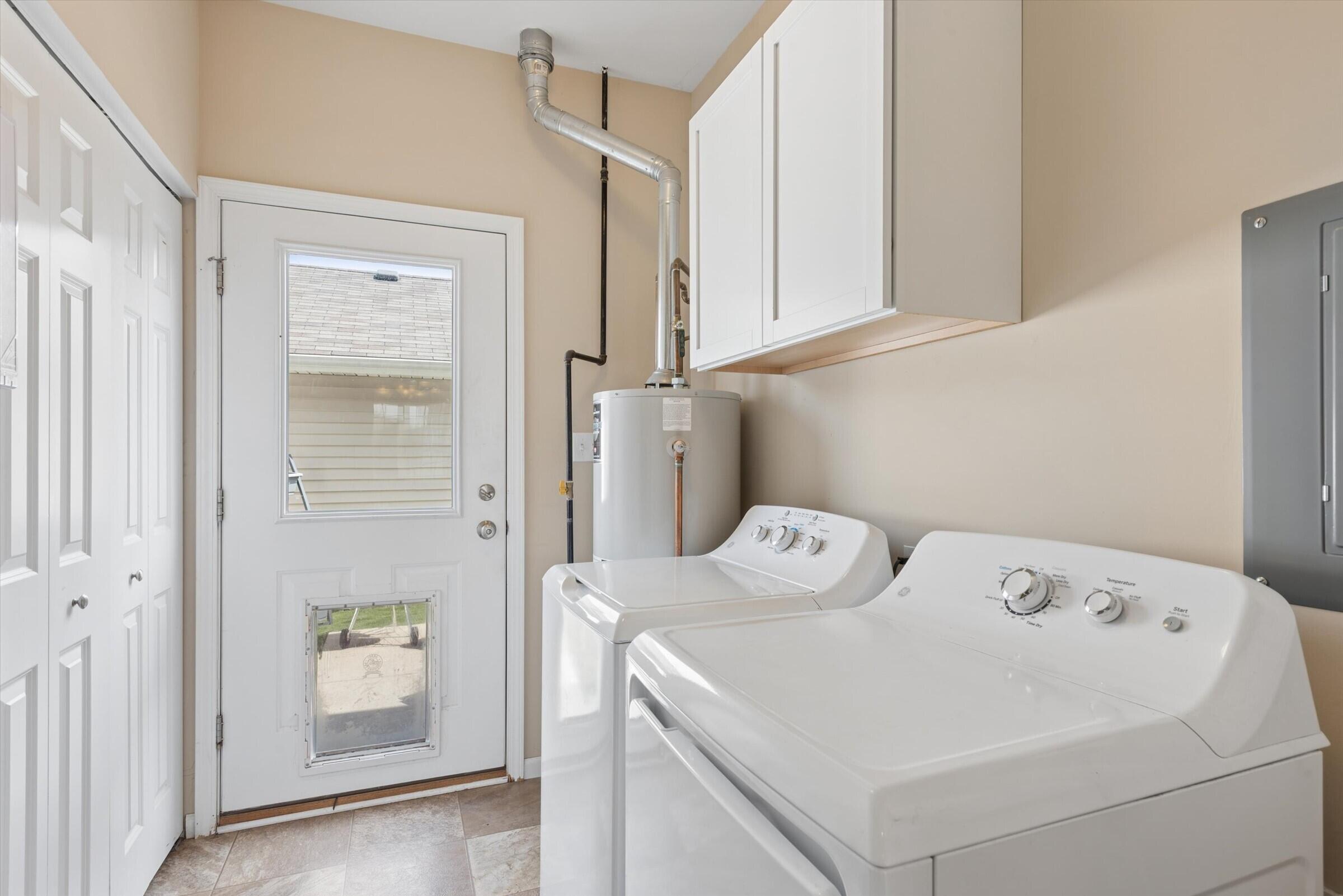 11419 Rhode Island Street Crown Point, IN 46307 - Photo 13 of 18 2400x1602