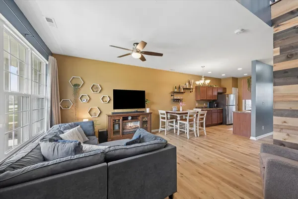 $279,900 | 11419 Rhode Island Street, Crown Point, IN 46307