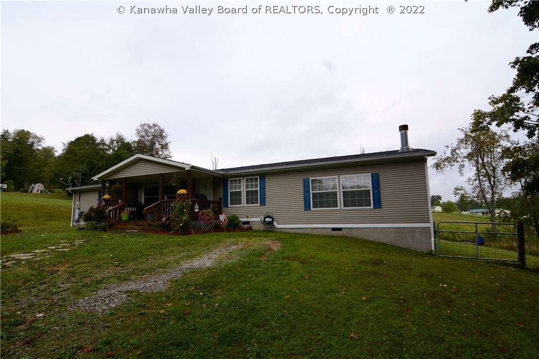 136 Early Lane Ripley, WV 25271 - Photo 1 of 24 Gallery Image 1