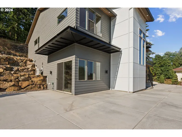 $1,250,000 | 293 North Shepherd Road, Washougal, WA 98671