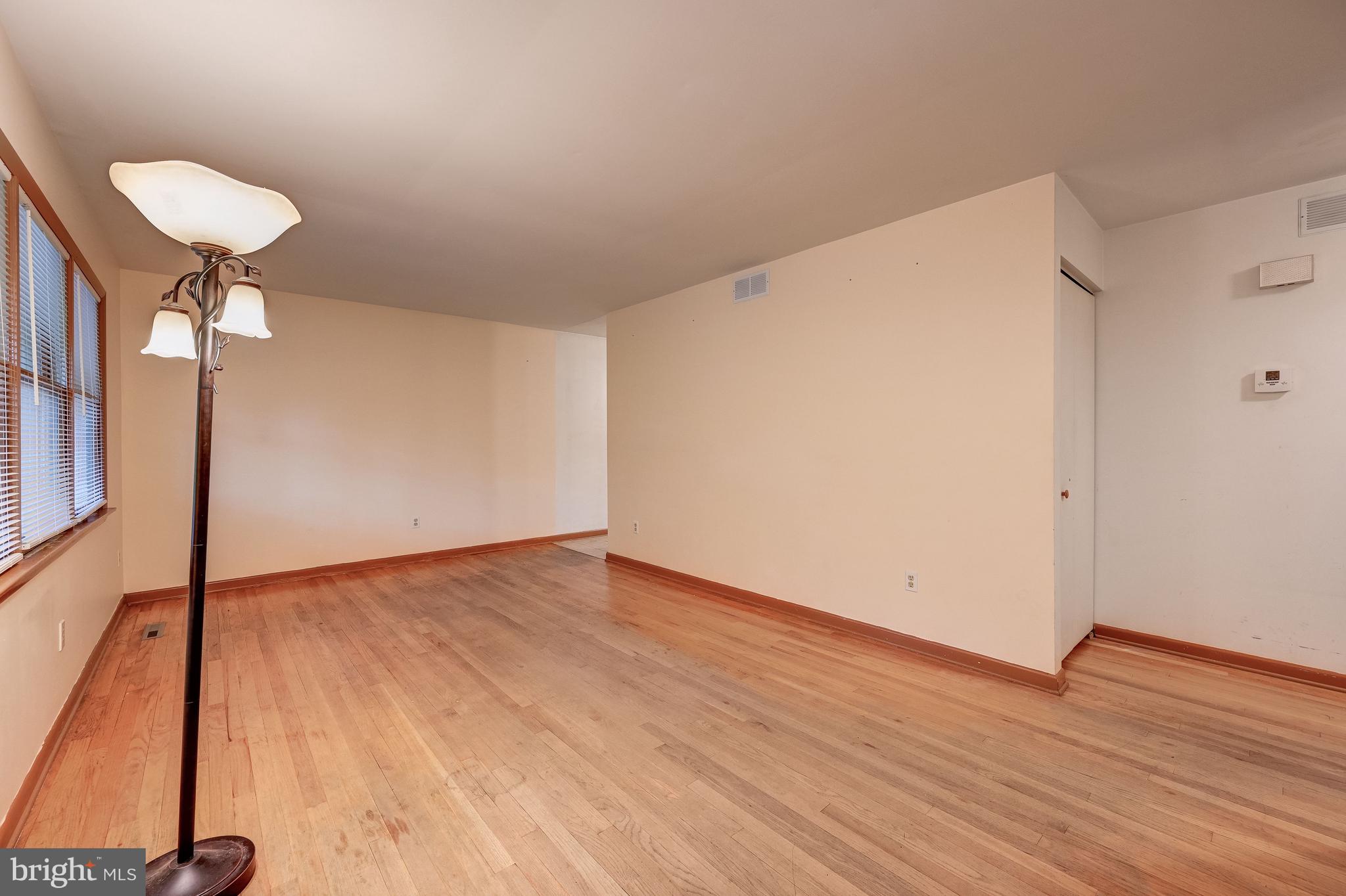 618 Kalorama Road Sykesville, MD 21784 - Photo 3 of 44 Living Room | Hardwood Floors