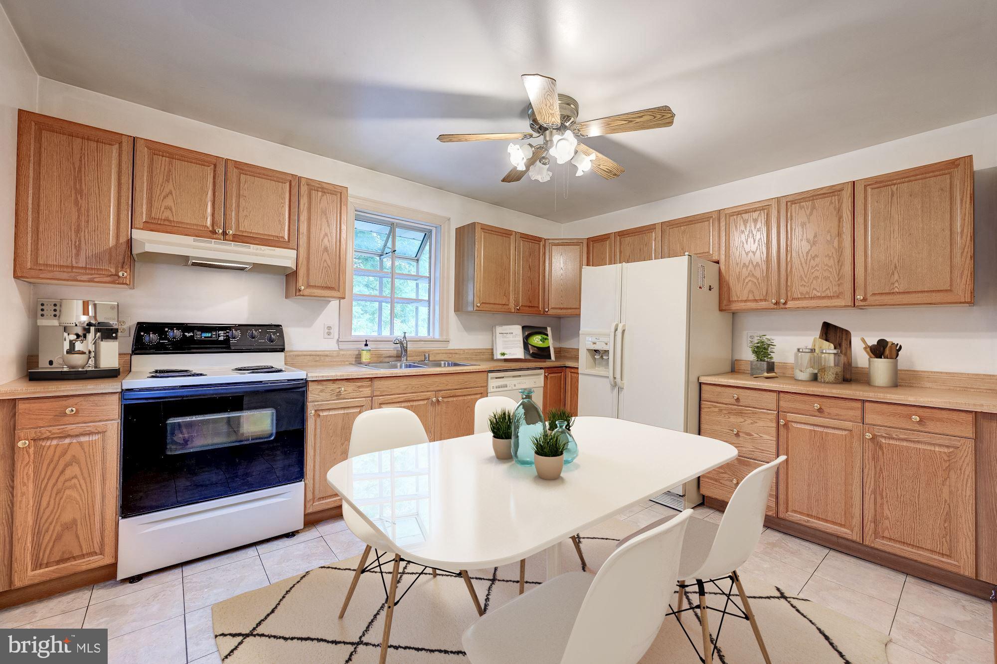 618 Kalorama Road Sykesville, MD 21784 - Photo 6 of 44 Eat-In Kitchen