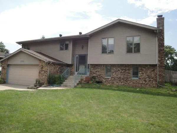 $389,900 | 2308 Flint Court, Dyer, IN 46311