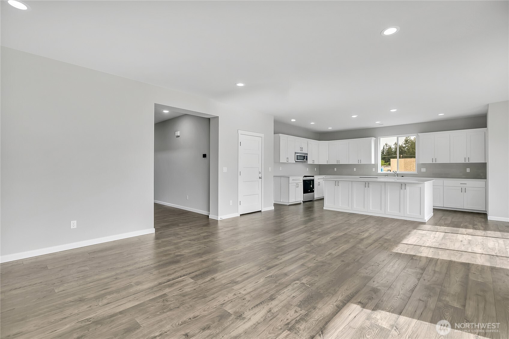 1180 68th Loop Southeast, Unit 37 Tumwater, WA 98501 - Photo 6 of 36