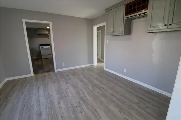 $260,000 | 2208 North Sylvania Avenue, Fort Worth, TX 76111