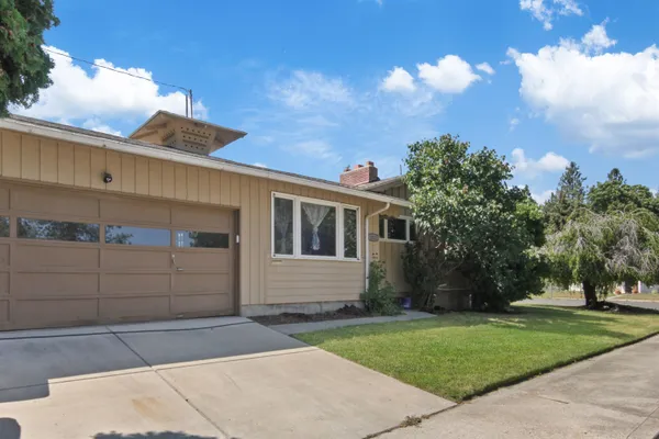 $499,000 | 1212 South Ferrall Court, Spokane, WA 99202