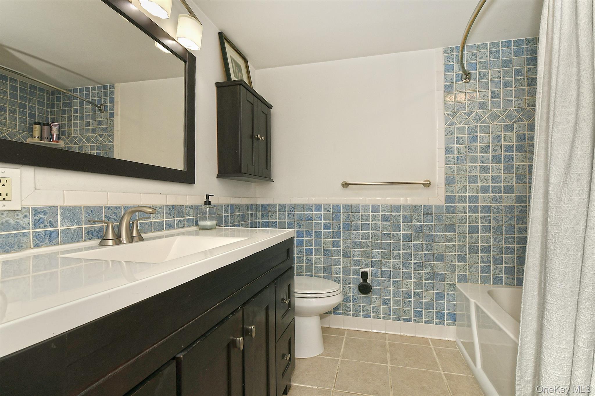 17 Pinetree Road South Huntington, NY 11746 - Photo 16 of 29