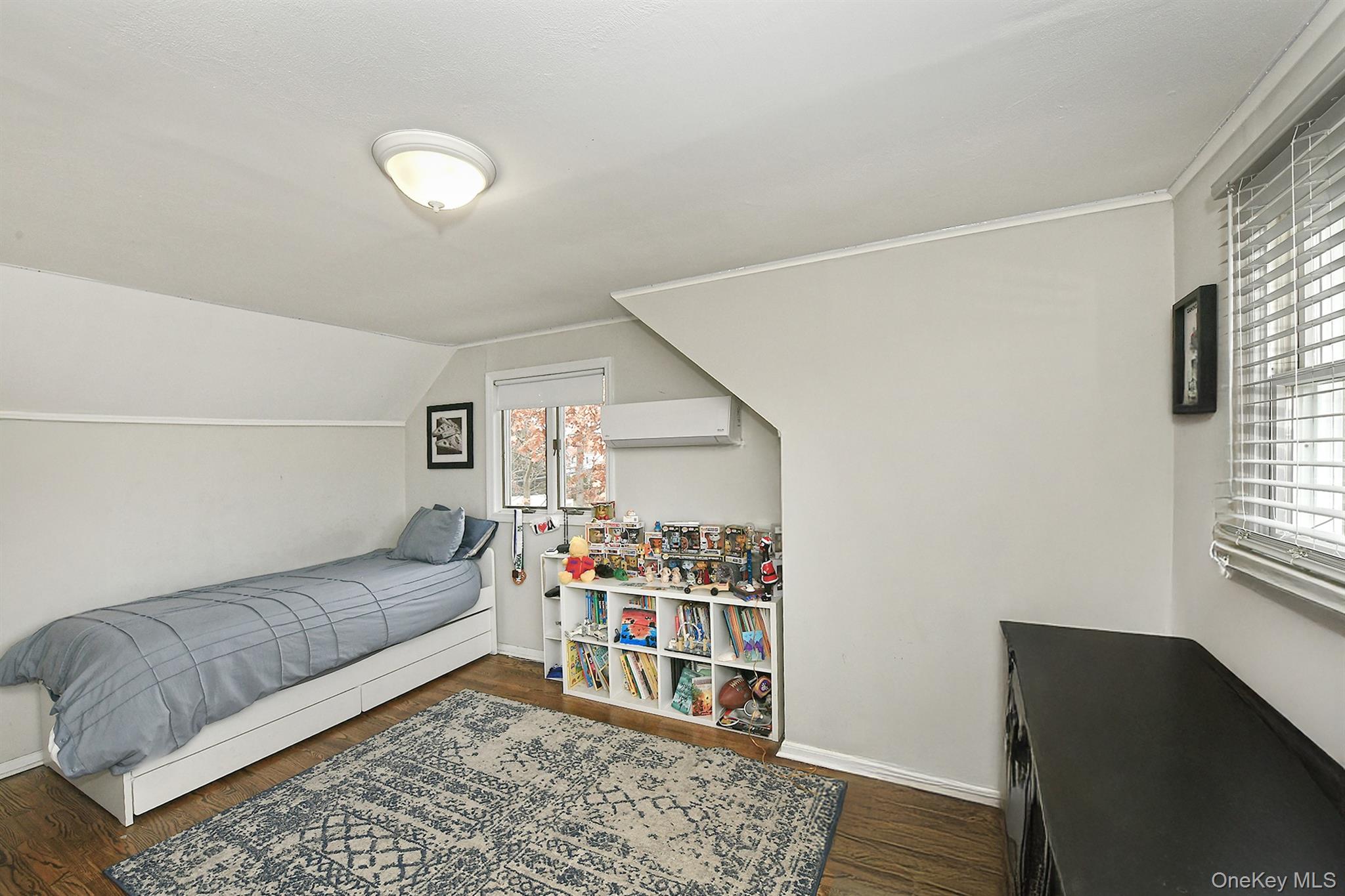 17 Pinetree Road South Huntington, NY 11746 - Photo 20 of 29