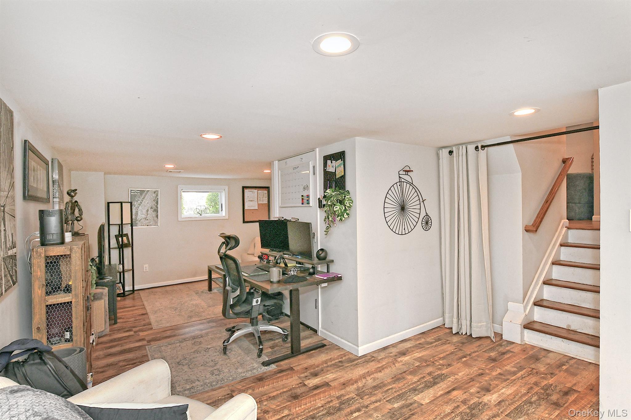 17 Pinetree Road South Huntington, NY 11746 - Photo 21 of 29