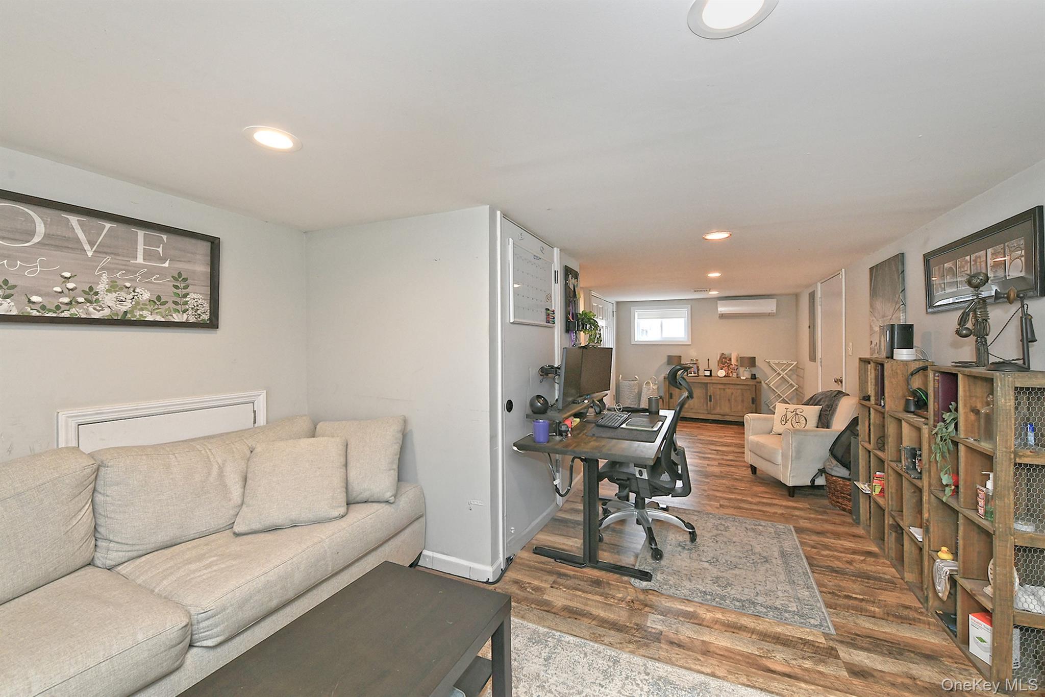 17 Pinetree Road South Huntington, NY 11746 - Photo 22 of 29