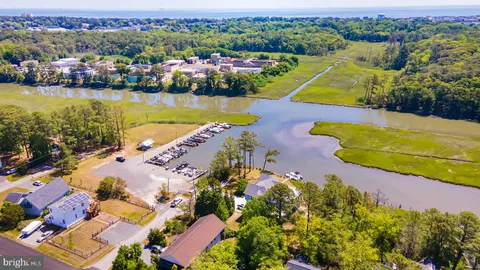 $865,000 | 37417 4th Street, Rehoboth Beach, DE 19971